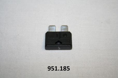 951.185.jpg
