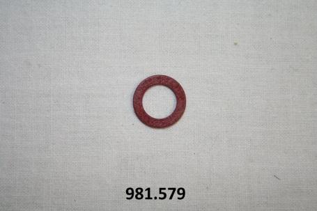 981.579.jpg